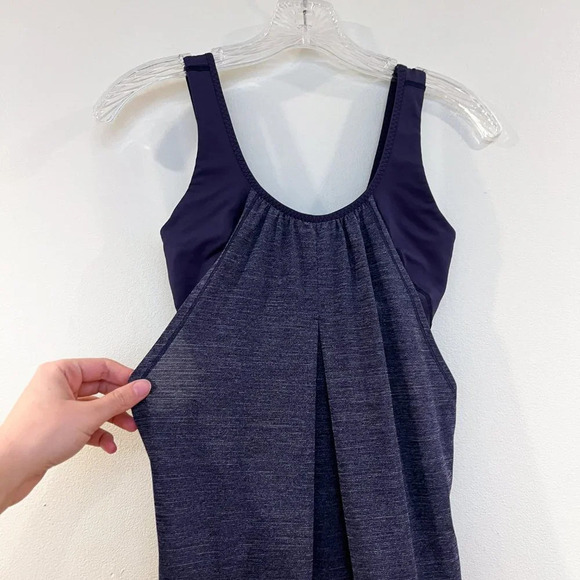Lululemon Purple Built In Bra Adjustable Cut Out Athletic Athleisure Tank Top 4 - Picture 3 of 8